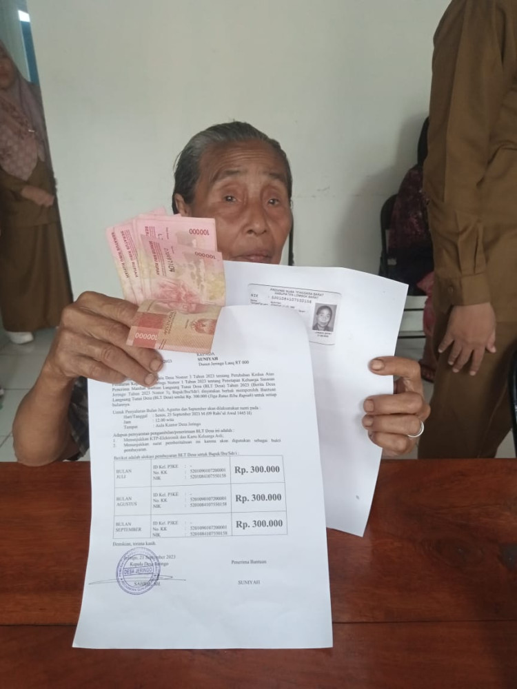 PENYALURAN KE-IV BLT DESA JERINGO BERTEPATAN DENGAN BULAN MAULID NABI